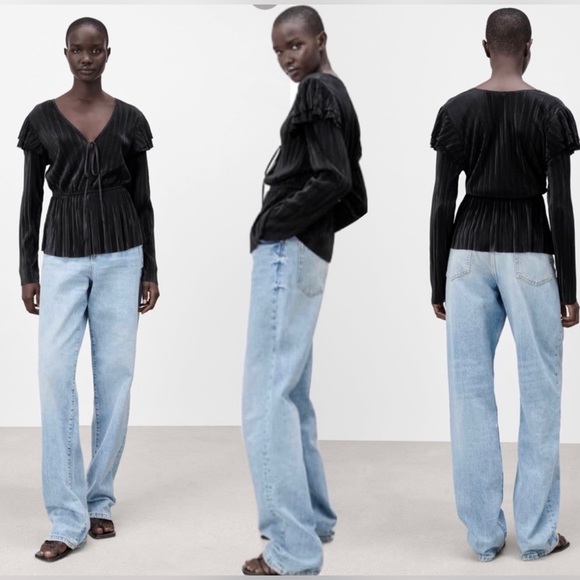 🖤🖤🖤Zara BLK Ruffled Pleated Blouse - Sz Large - NWT - Picture 2 of 5